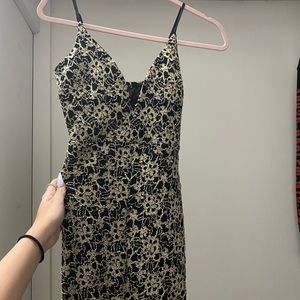 GOLD SKIN TIGHT DRESS